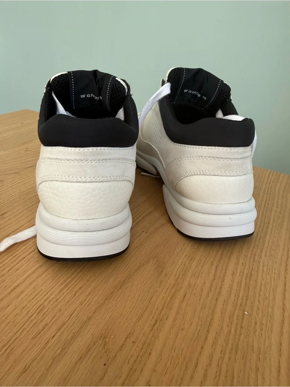 CHANEL Rev Sneakers